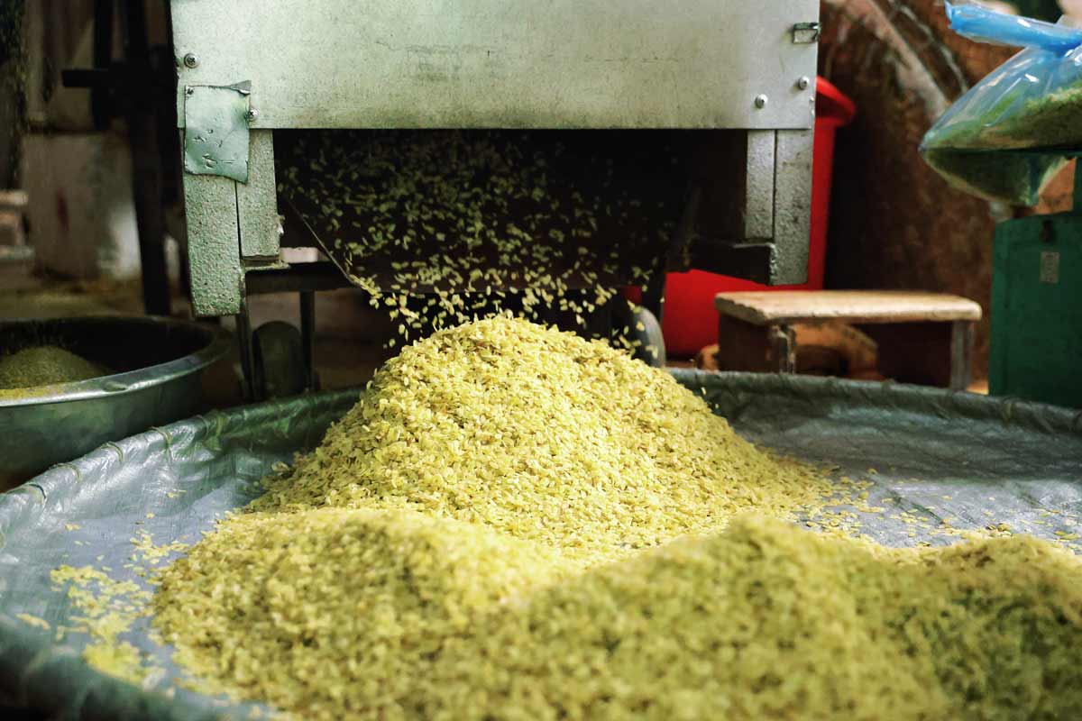 Silk Path Hanoi - Cốm Green rice flakes - Hanoi Travel Guide (2)